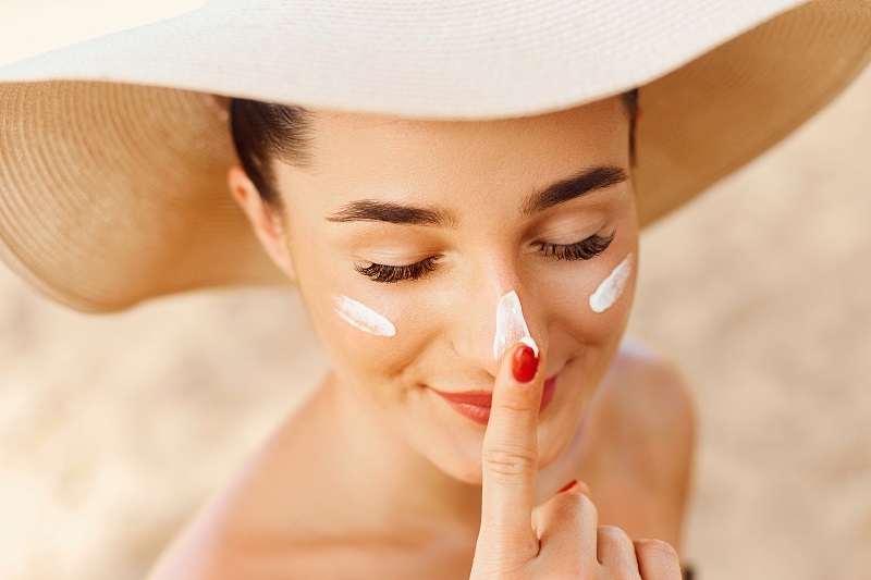 Sunscreen Là Gì? Điểm Danh Một Vài Công Dụng Của Sunscreen